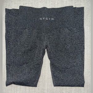 NVGTN NV Seamless Leggings in Black Speckled